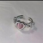 Silver Heart-Shaped Ring with Pink Stone for Women - Modern Fashion Jewelry for Everyday Wear and Gifting