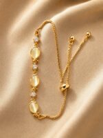 Elegant Gold-Tone Bracelet for Women, Oval Pearl-Style Stone and Sparkling Crystal Link Design with Adjustable Bolo Chain, Chic Minimalist Fashion Jewellery for Daily Wear, Party, Wedding and Festive Occasions